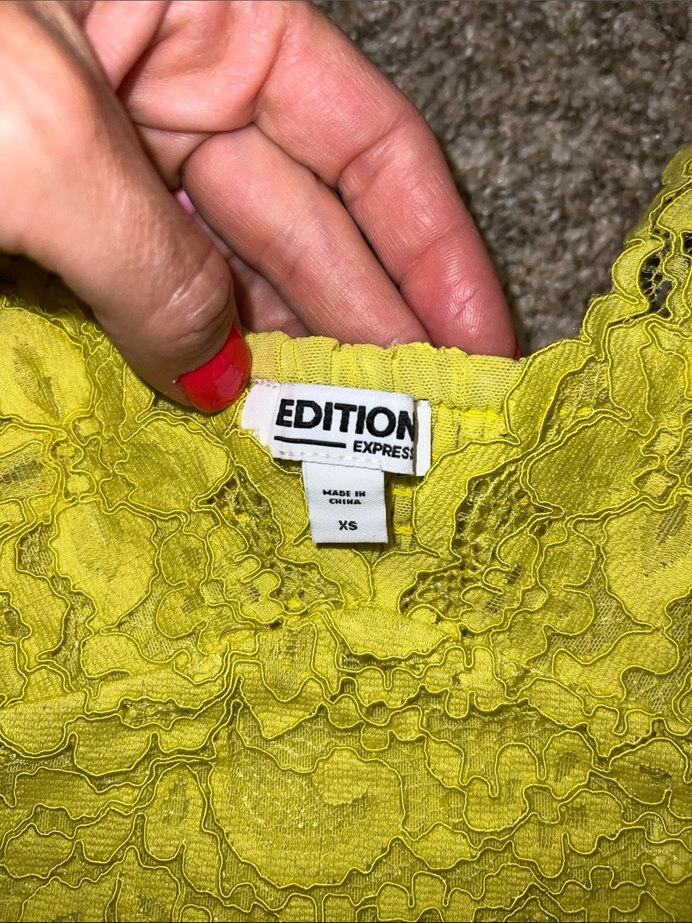 Edition by Express Neon Lace Yellow Lace Crop Top Sz XS - Picture 4 of 12